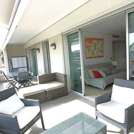 Fully Equipped Apartment With Large Terrace Lounge Area Κάννες Εξωτερικό φωτογραφία