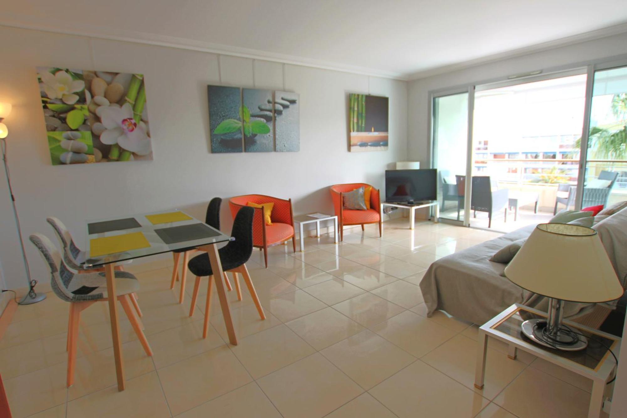 Fully Equipped Apartment With Large Terrace Lounge Area Κάννες Εξωτερικό φωτογραφία